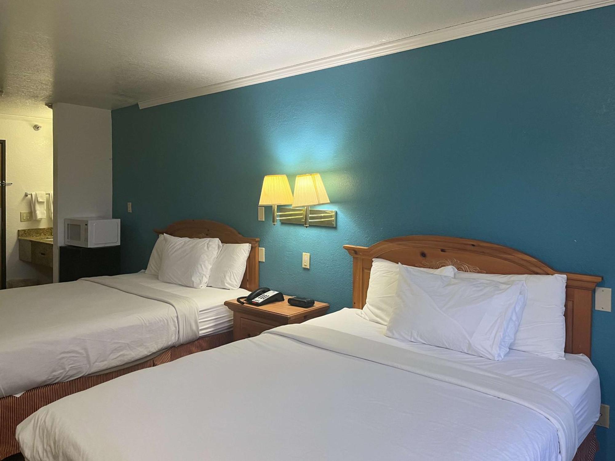 Motel 6 Portland, In מראה חיצוני תמונה