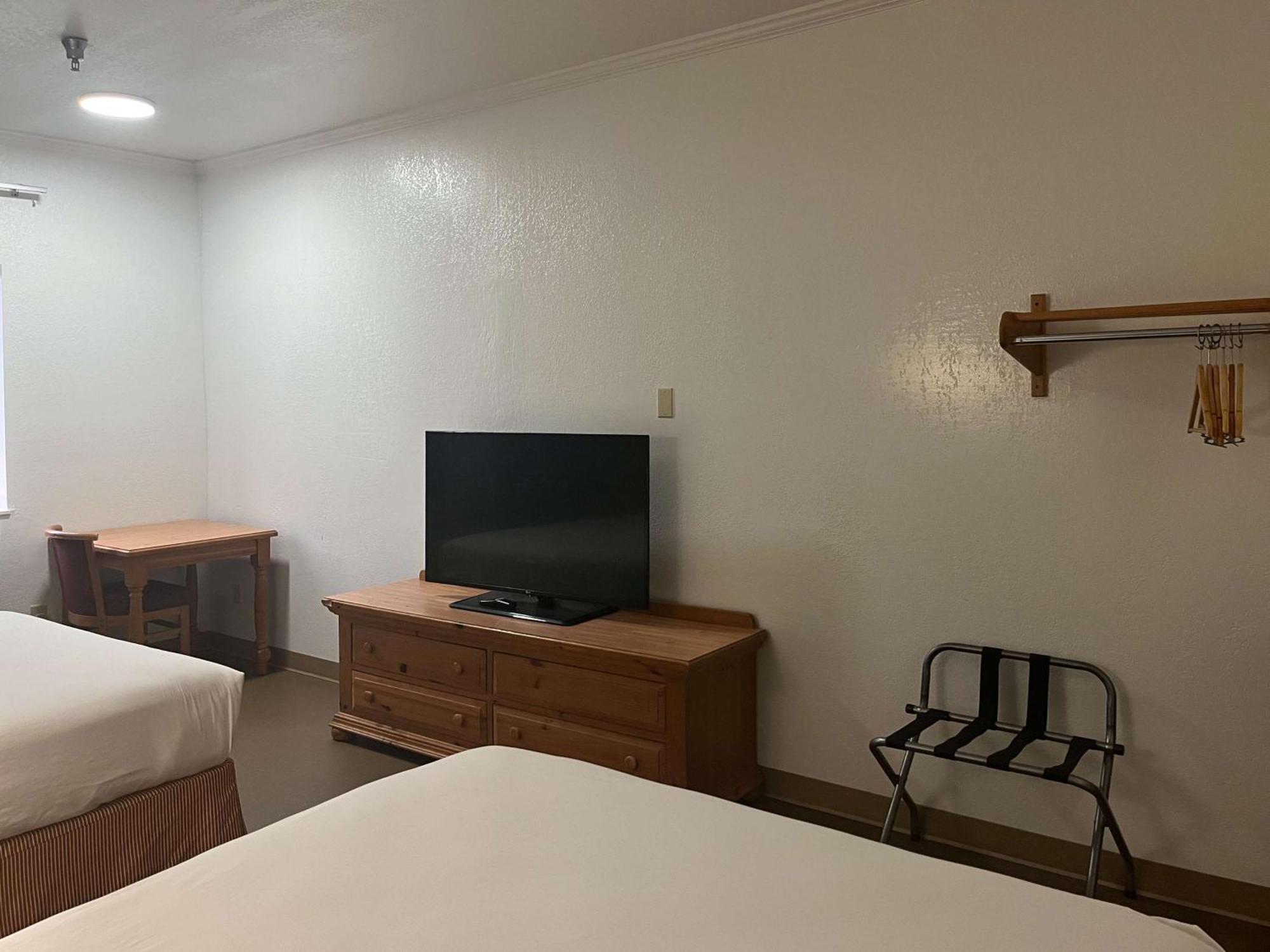 Motel 6 Portland, In מראה חיצוני תמונה