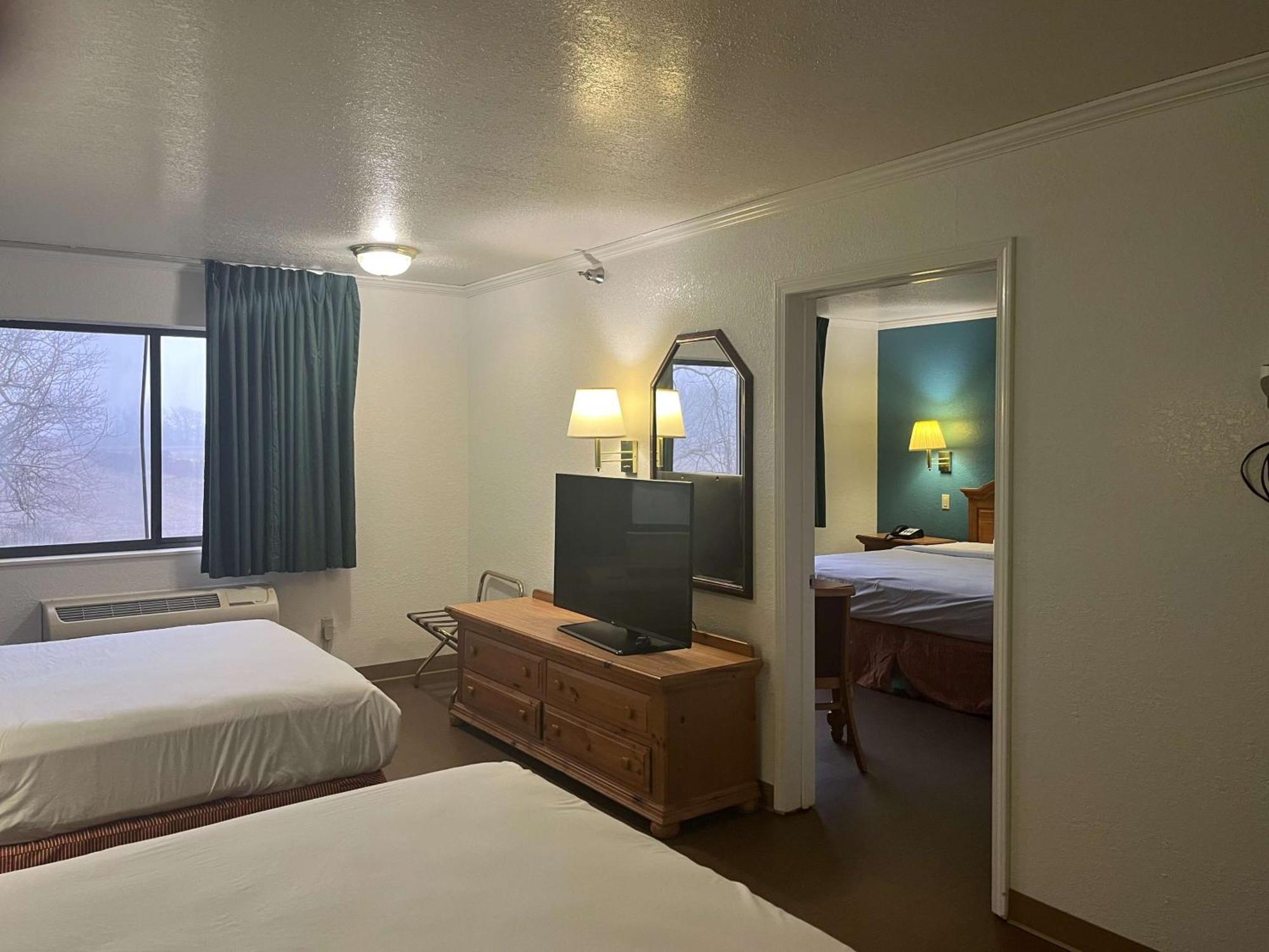 Motel 6 Portland, In מראה חיצוני תמונה