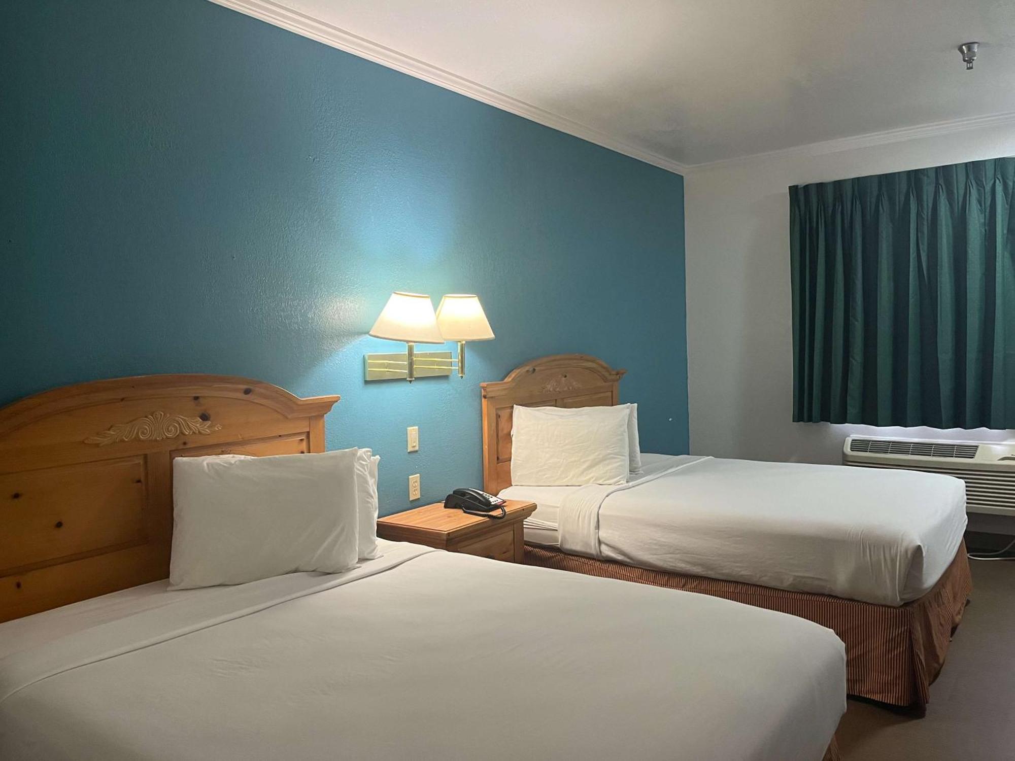 Motel 6 Portland, In מראה חיצוני תמונה