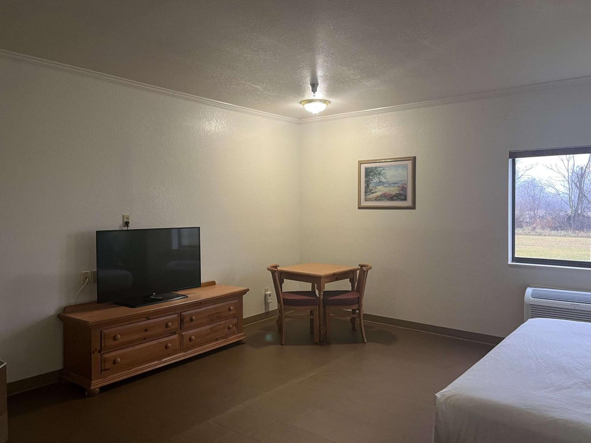 Motel 6 Portland, In מראה חיצוני תמונה
